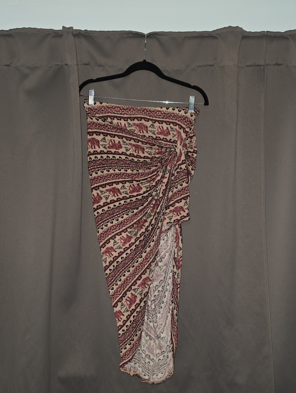 Rue21 Beige and Burgundy Printed Wrap Skirt